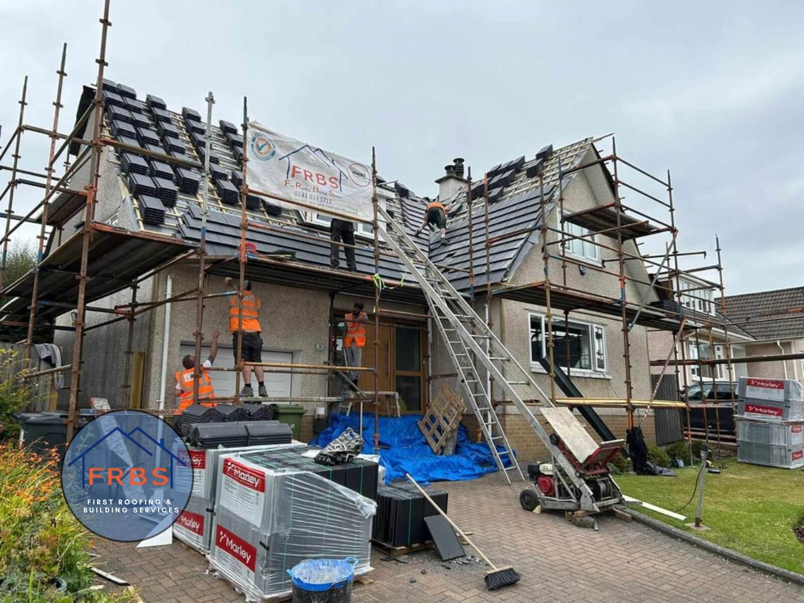 best roofers muirend